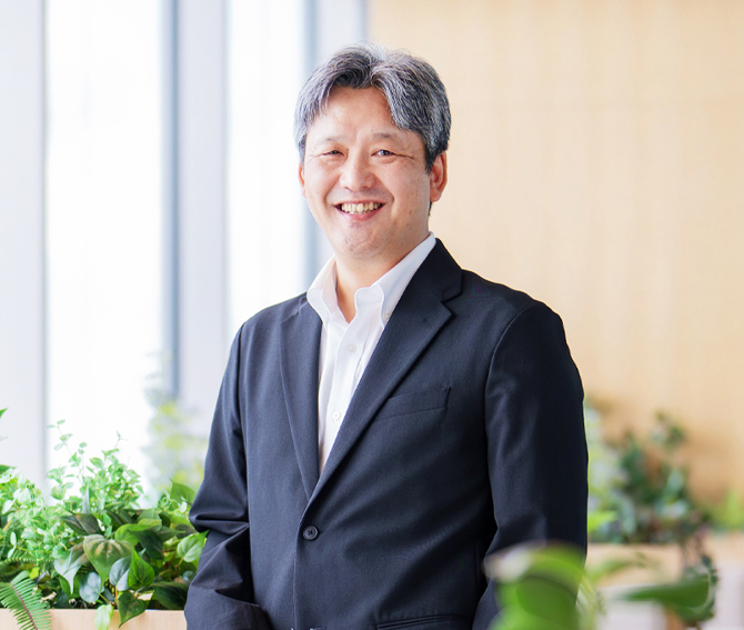 Kenji Hosoi, Sustainability Planning and Promotion Department, LIXIL Housing Technology