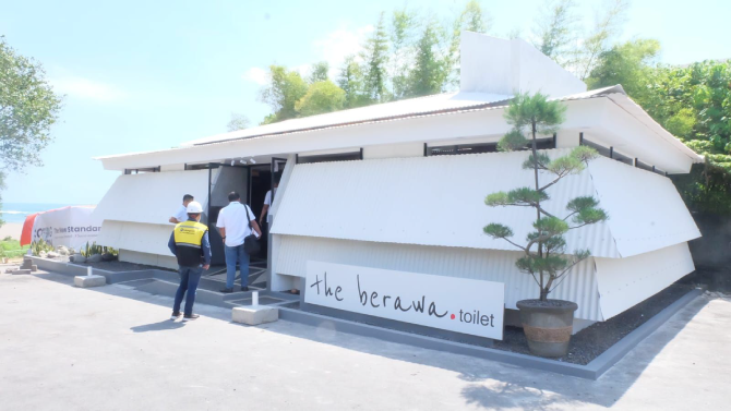 インドネシア・バリ島に設置されたパブリックトイレの様子